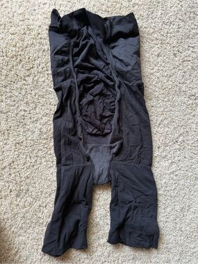 SPANX Black High-Rise Shaping Shorts for pregnancy